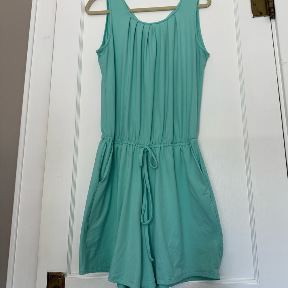 Zenana Outfitters women’s mint green romper